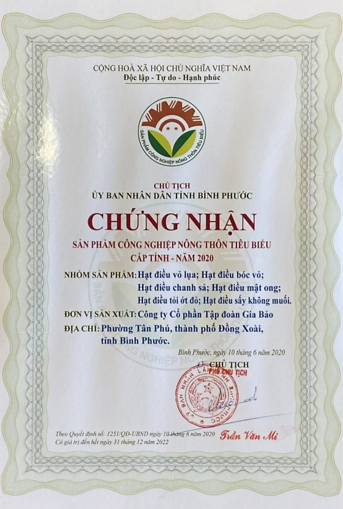 Gia Bảo tự hào khi được Chủ tịch Uỷ ban Nhân dân tỉnh Bình Phước trao tặng chứng nhận sản phẩm công nghiệp nông thôn tiêu biểu cấp tỉnh năm 2020
