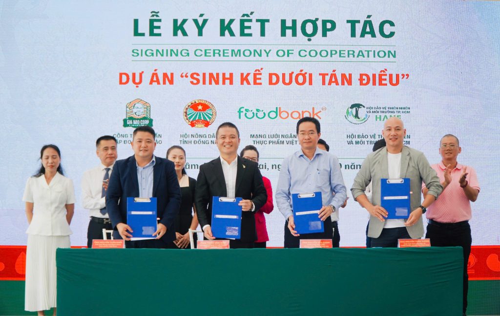 Công ty Cổ phần Tập đoàn Gia Bảo giới thiệu dự án “Sinh kế dưới tán điều” và ký kết hợp tác với các đơn vị.